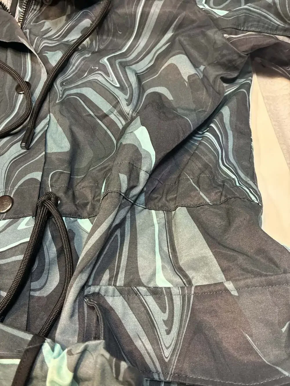 Nicole Miller Collection Hooded Rain Jacket Abstract Marble Print Size P